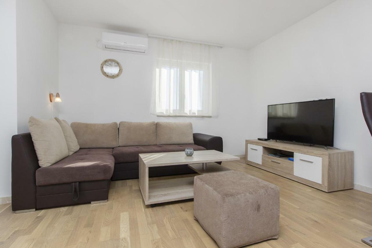 Apartmani Gabriella Водице Экстерьер фото