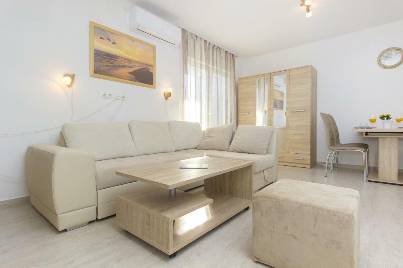 Apartmani Gabriella Водице Экстерьер фото